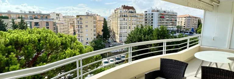 appartements vacances cannes terrasse