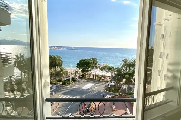 location last minute cannes