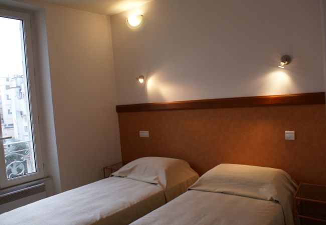 Apartment in Cannes - Bel appartement a 100m de la plage/BOR3256