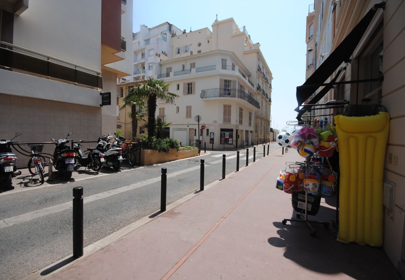 Apartment in Cannes - Appartement a 100m de la plage /BOR3256