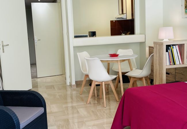 Studio in Cannes - ROU503 / Studio terrasse sud Studio in Cannes - ROU503 / Studio terrasse sud
