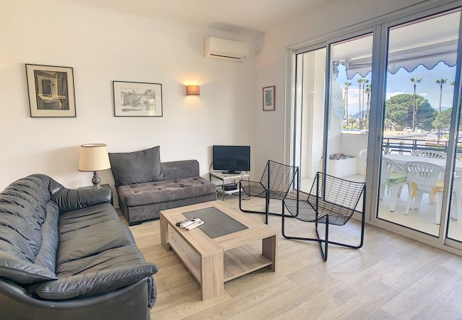  in Cannes - Appartement spacieux idéalement situé / SAU310