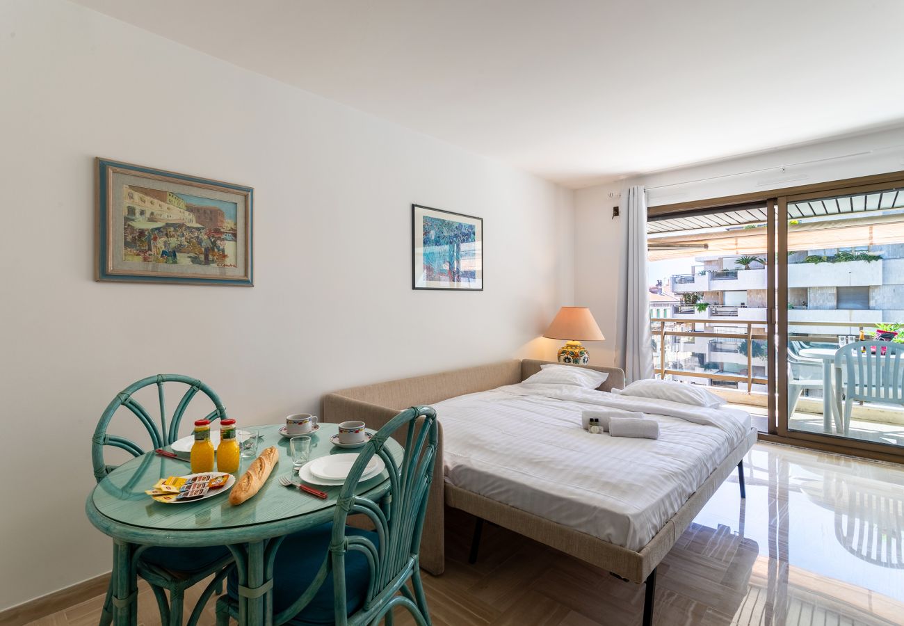 Studio in Cannes - BRA507 Studio avec terrasse residence Gray d'Albio