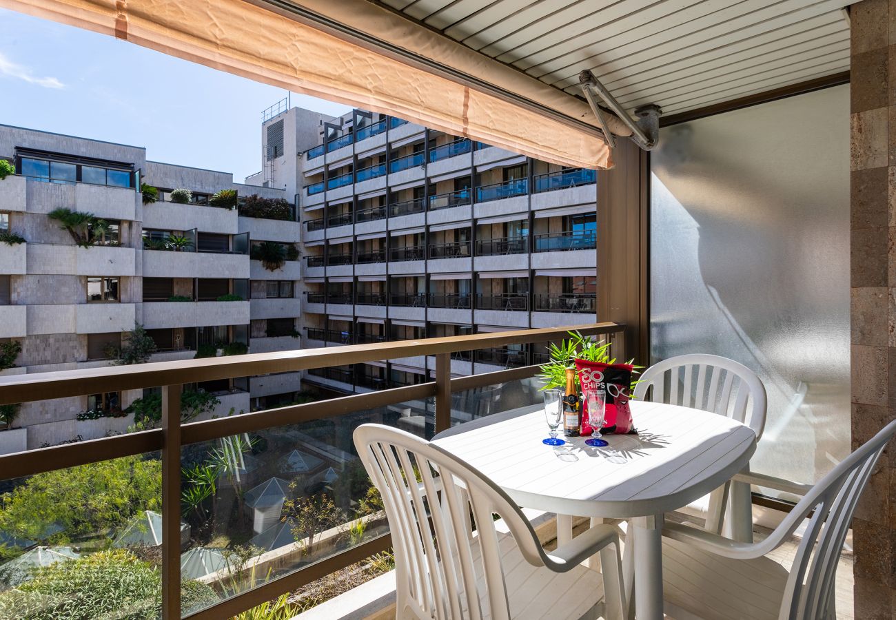 Studio in Cannes - BRA507 Studio avec terrasse residence Gray d'Albio