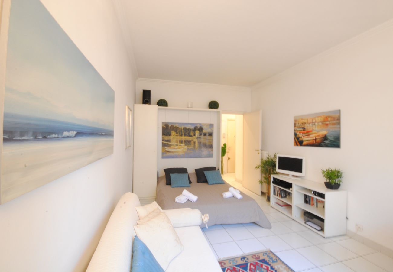 Studio in Cannes - Studio tout confort proche du Palais / SAM1436