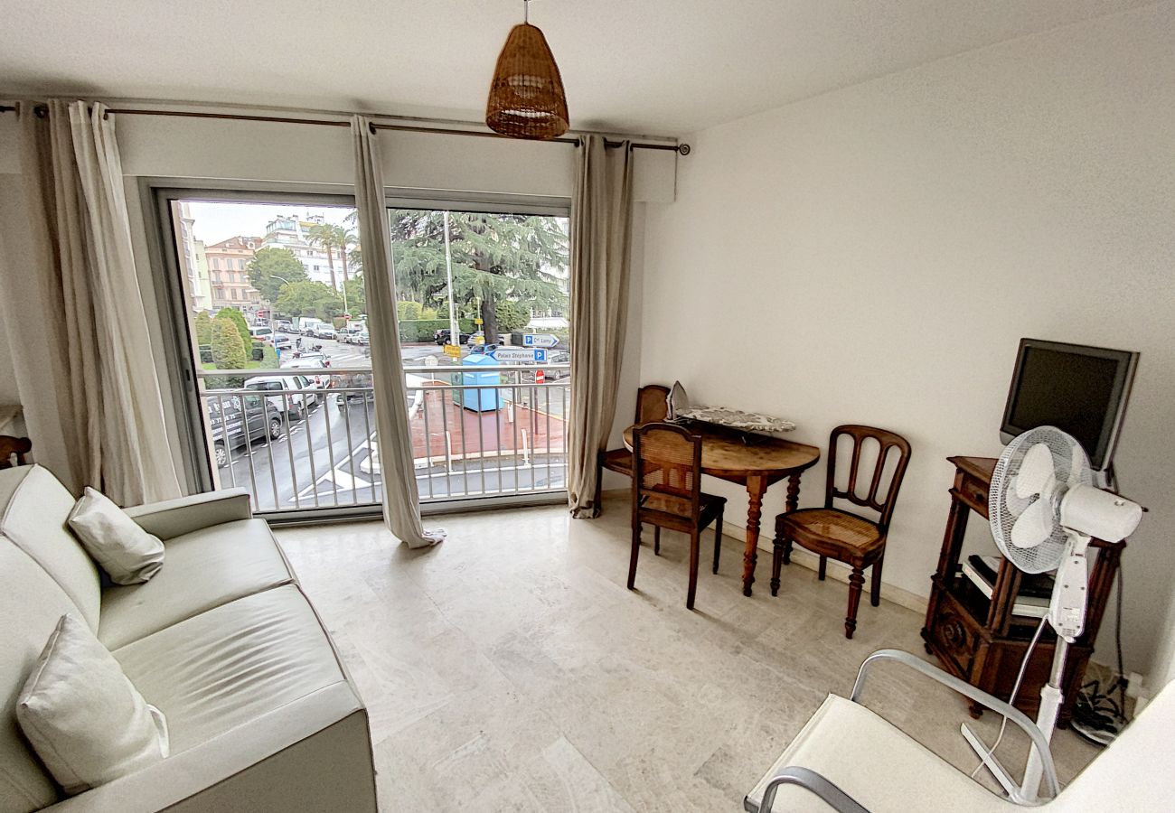 Apartment in Cannes - Bel apt tout confort au centre de Cannes / KAR146