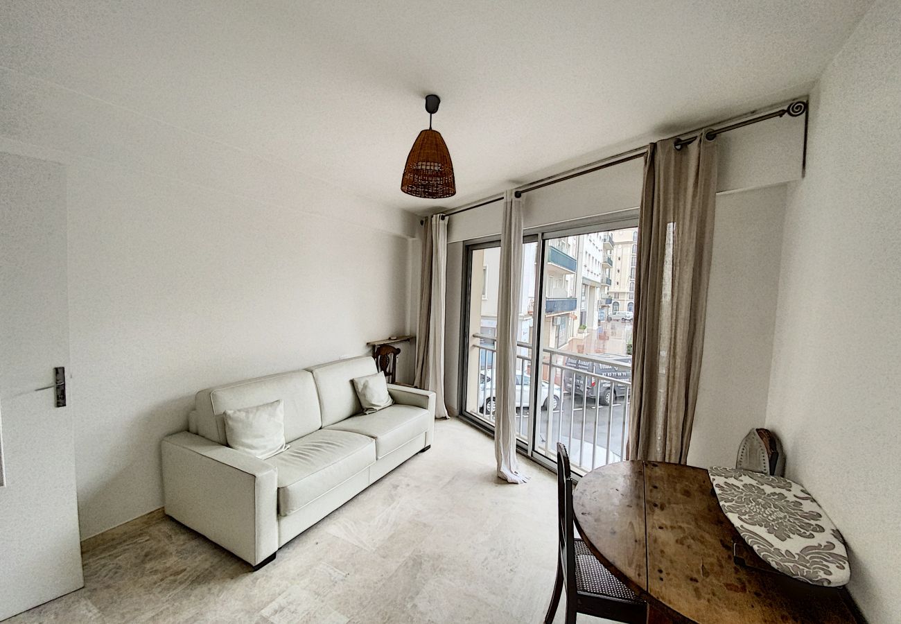 Apartment in Cannes - Bel apt tout confort au centre de Cannes / KAR146