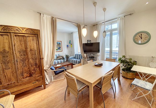 Apartment in Cannes - Au centre ville 2 chambres / RAN44