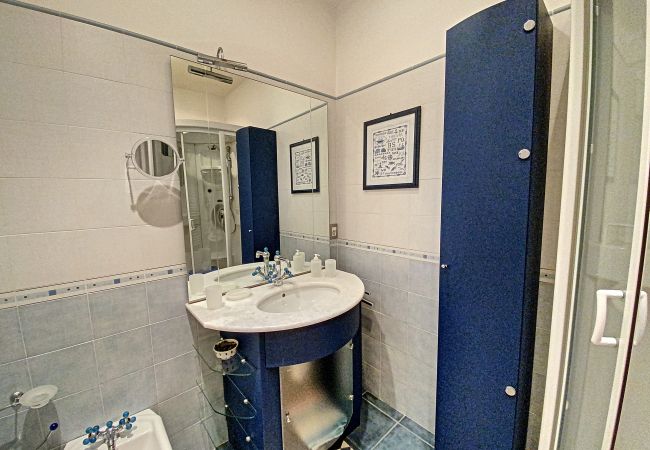 Apartment in Cannes - RAN44 Au centre ville 2 chambres Apartment in Cannes - RAN44 Au centre ville 2 chambres