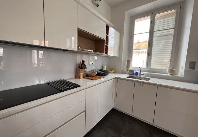 Apartment in Cannes - ZAC3562 / Spacieux 4 chambres centre ville Apartment in Cannes - ZAC3562 / Spacieux 4 chambres centre ville
