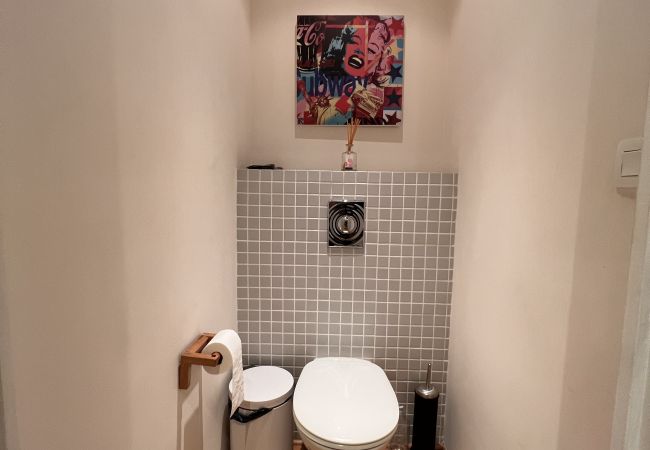 Apartment in Cannes - ZAC3562 / Spacieux 4 chambres centre ville Apartment in Cannes - ZAC3562 / Spacieux 4 chambres centre ville