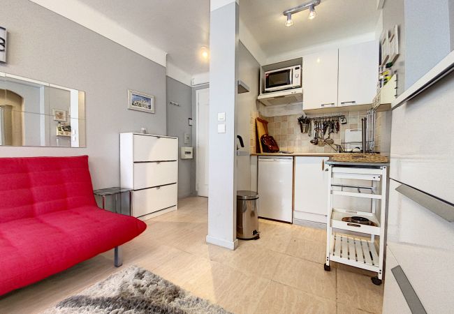 Apartment in Cannes - KRE3417 / Studio terrasse 2mn plage Apartment in Cannes - KRE3417 / Studio terrasse 2mn plage