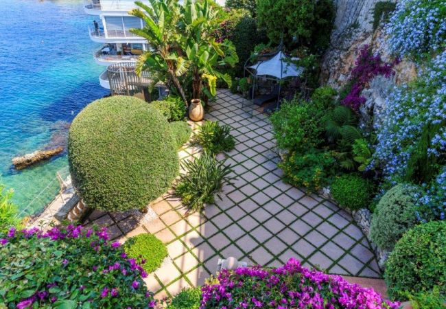 Villa in Nice - LE CAP DE NICE VI4150 by RIVIERA HOLIDAY HOMES Villa in Nice - LE CAP DE NICE VI4150 by RIVIERA HOLIDAY HOMES