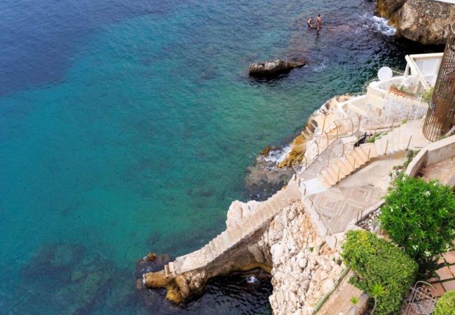 Villa in Nice - LE CAP DE NICE VI4150 by RIVIERA HOLIDAY HOMES Villa in Nice - LE CAP DE NICE VI4150 by RIVIERA HOLIDAY HOMES