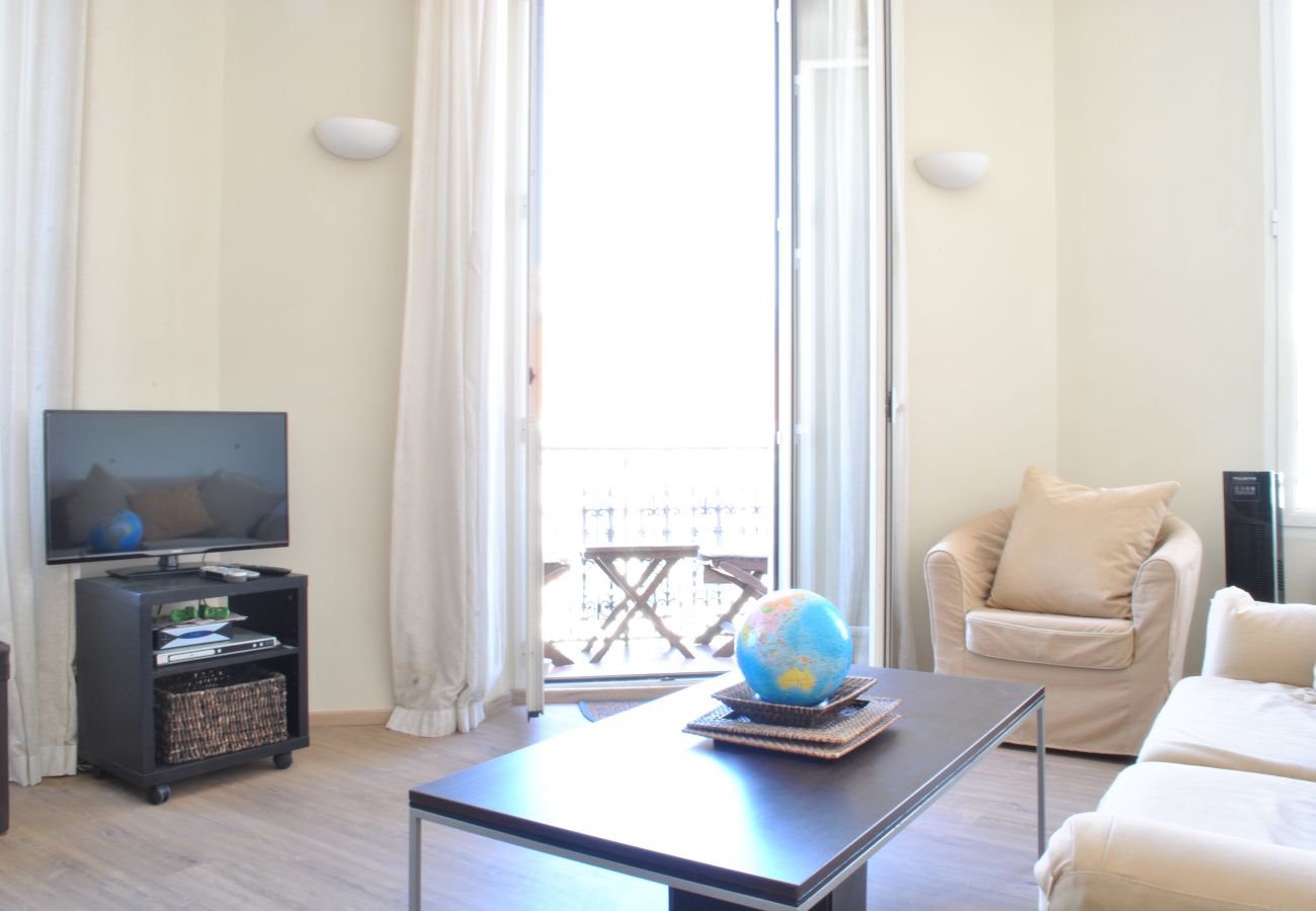 Apartment in Cannes - CUR1095 / Logement élégant idéalement placé