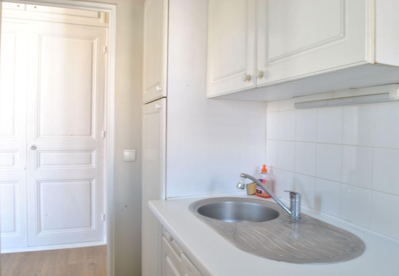 Apartment in Cannes - CUR1095 / Logement élégant idéalement placé
