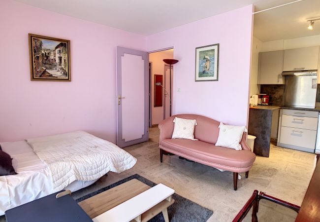 Apartment in Cannes - Super apt proche de toutes commodités / DET2002