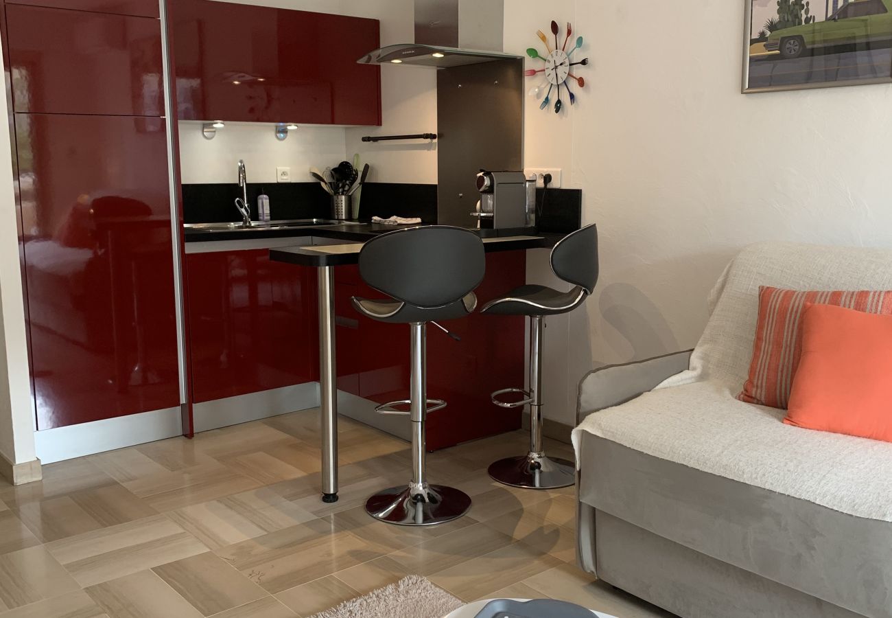 Studio in Cannes - GUE894 / Joli studio terrasse calme