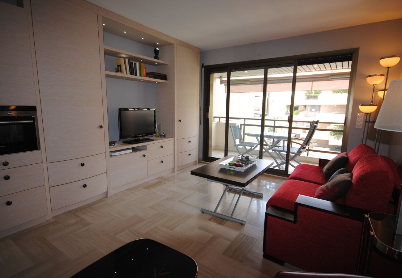 Apartment in Cannes - 2 pièces balcon sud / LUP5402