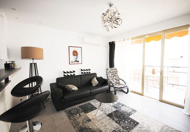 Studio in Cannes - Terrasse vue mer / DEL5312 Studio in Cannes - Terrasse vue mer / DEL5312