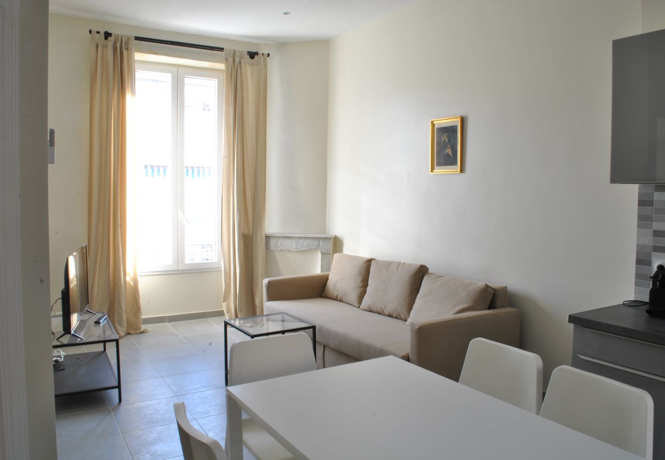 Apartment in Cannes - 2 pièces familial central /  ZEI5517