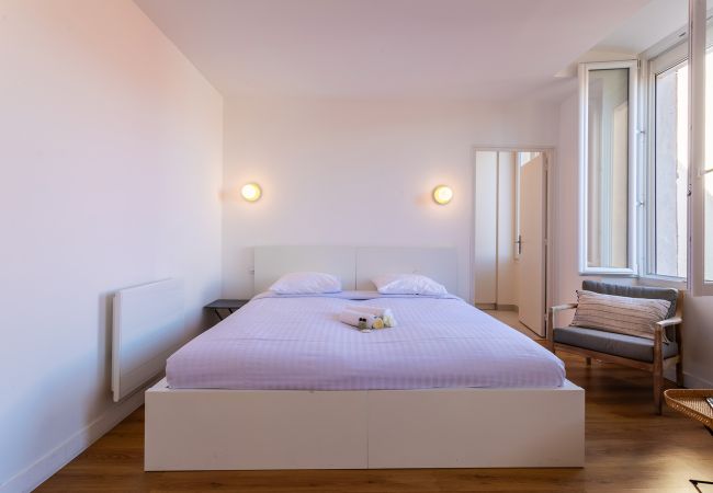 Studio in Cannes - GOLD2025 / Spacieux lumineux Studio central Studio in Cannes - GOLD2025 / Spacieux lumineux Studio central