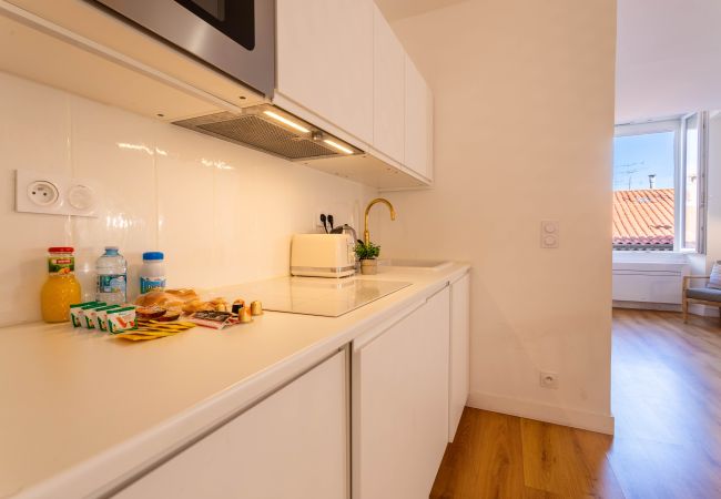 Studio in Cannes - GOLD2025 / Spacieux lumineux Studio central Studio in Cannes - GOLD2025 / Spacieux lumineux Studio central