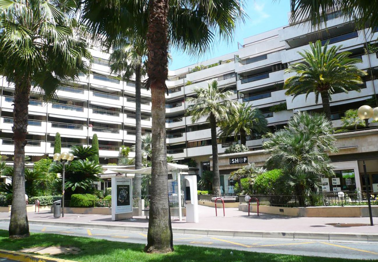 Studio in Cannes - Studio balcon sud vue jardin / BLO505