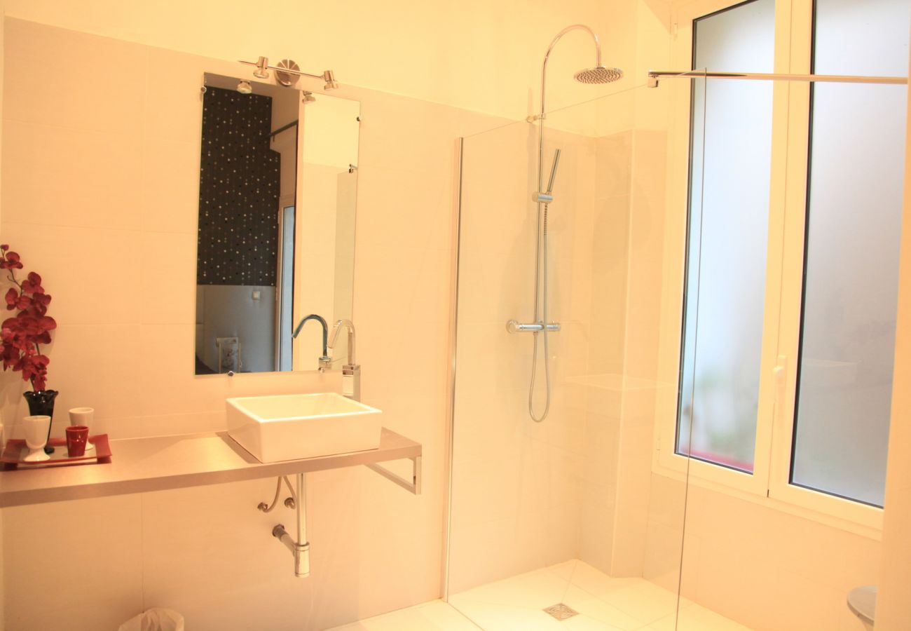 Apartment in Cannes - SUF3102 Beau 2 pièces moderne bien équipé