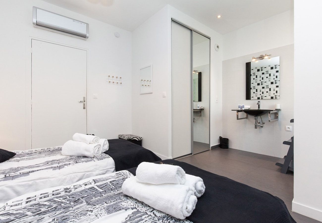 Apartment in Cannes - SUF3107 Beau 2 pièces moderne bien équippé