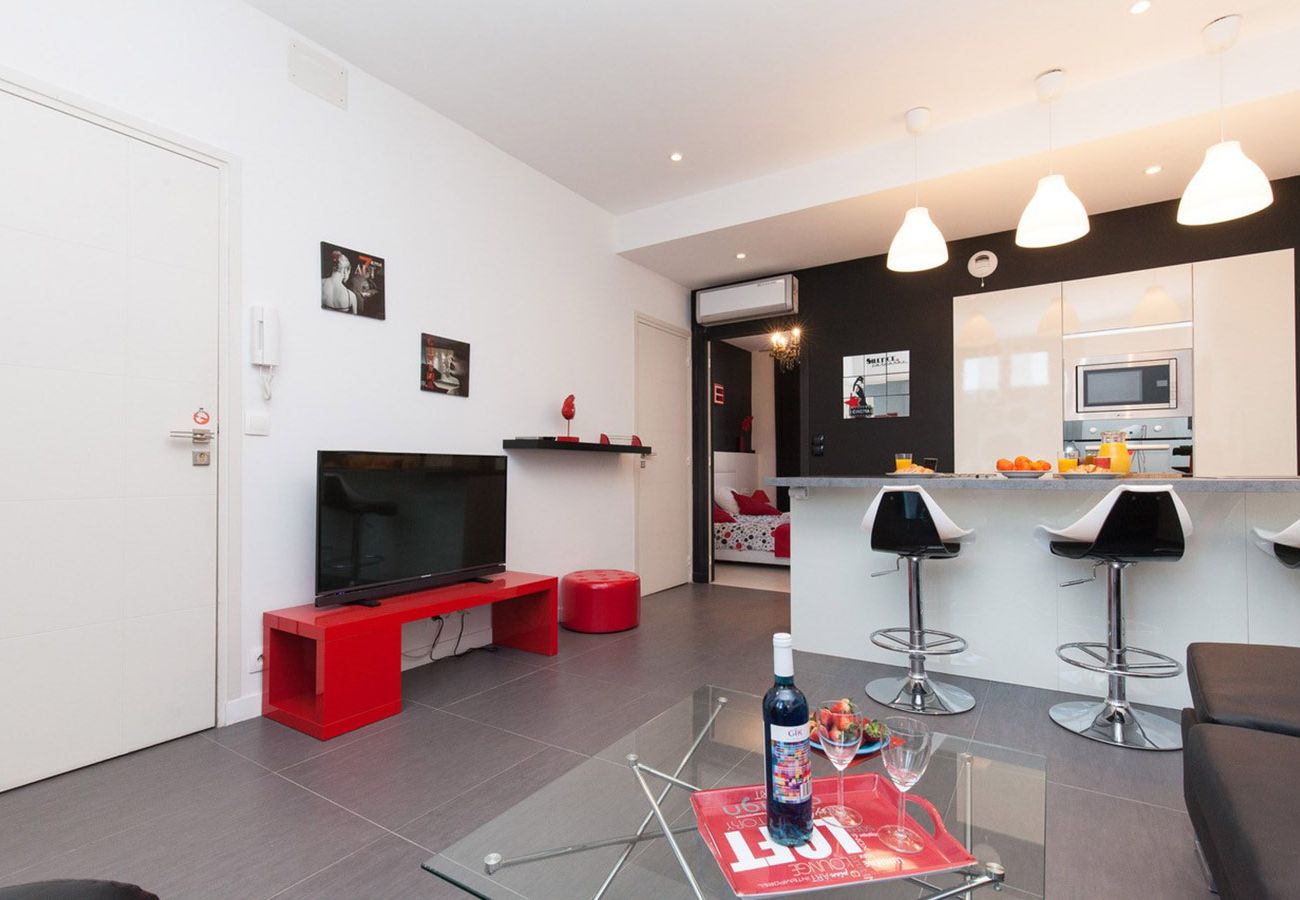 Apartment in Cannes - SUF3108 Beau 2 pièces moderne et bine équippé