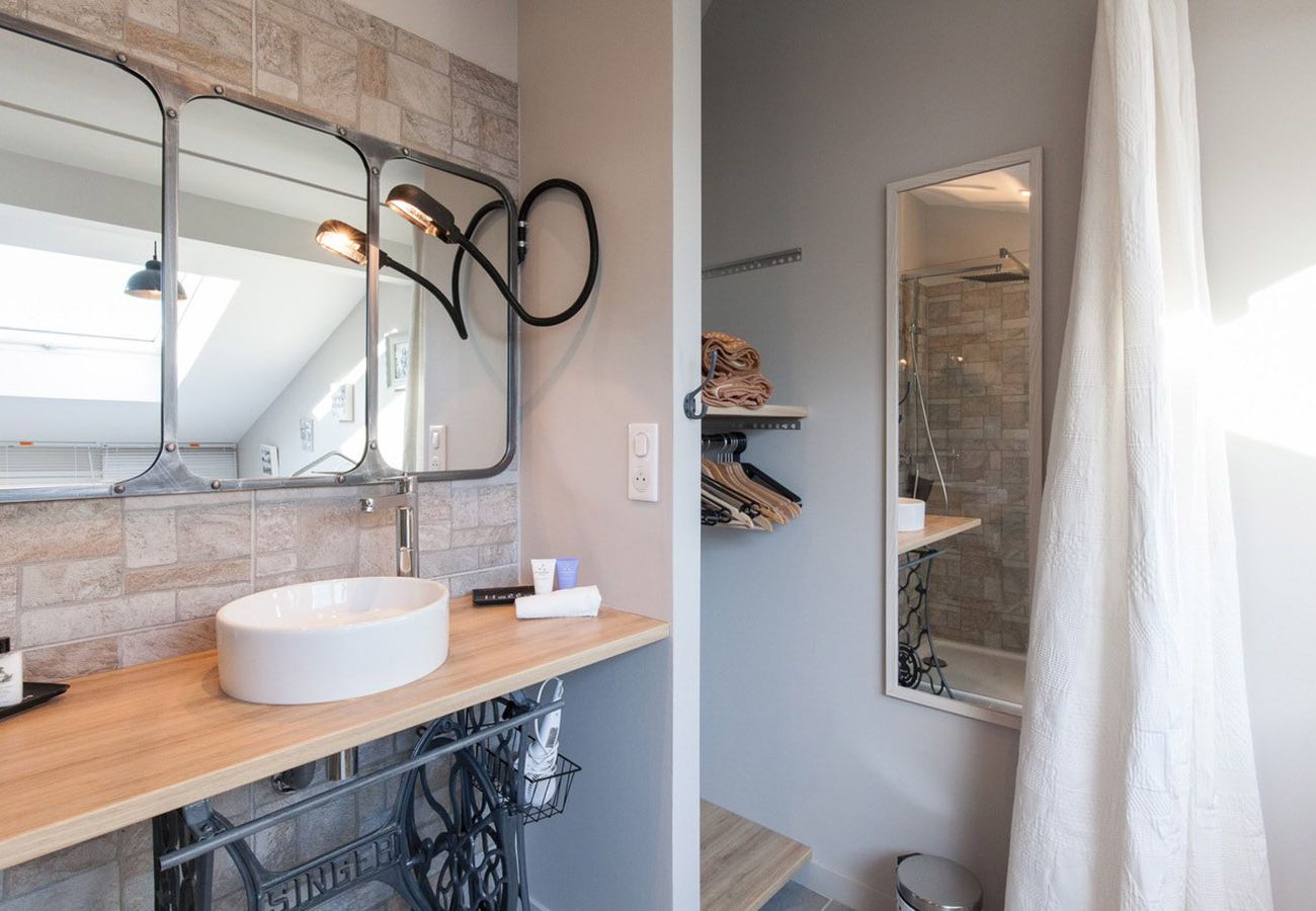 Apartment in Cannes - SUF3109  Beau 3 pièces moderne terrasse bien équip