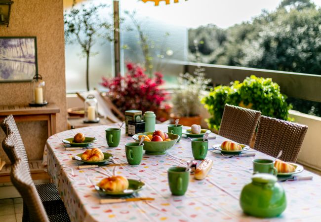 DINNING CORNER ON THE TERRACE