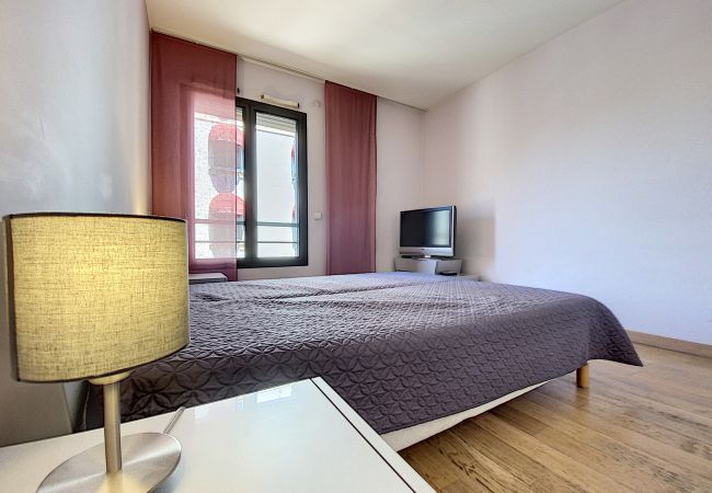 Apartment in Cannes - PAU343  / centre 4 rooms terrasse Apartment in Cannes - PAU343  / centre 4 rooms terrasse