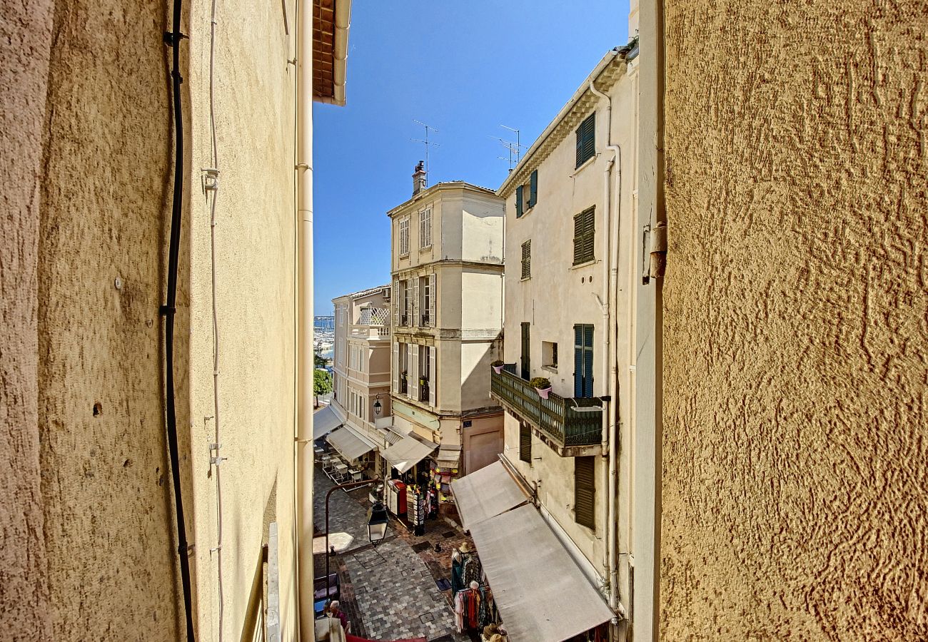 Apartment in Cannes - Saint Antoine/ MAS1411/ 3P