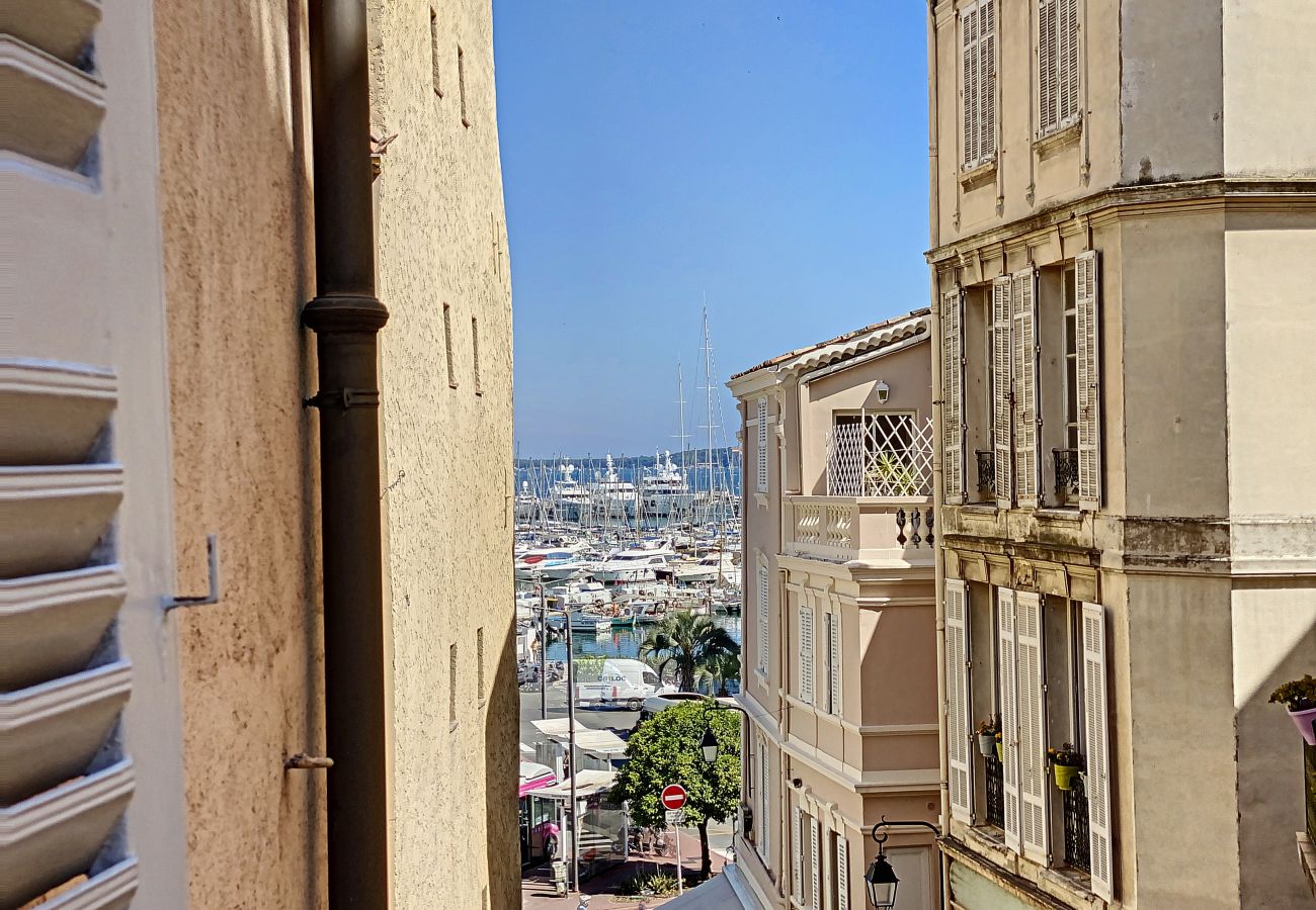 Apartment in Cannes - Saint Antoine/ MAS1411/ 3P