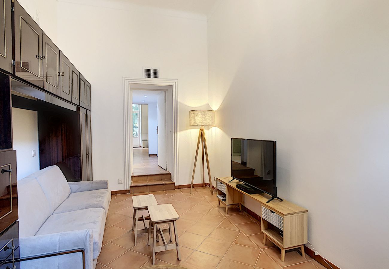 Studio in Cannes - KEG2802 / Studio proche centre,plage,terrasse