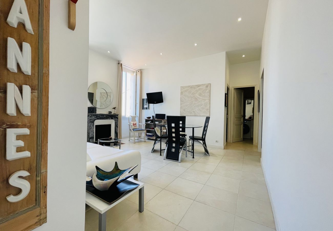 Apartment in Cannes - RIV592 Charmant logement à 3min de la croisette