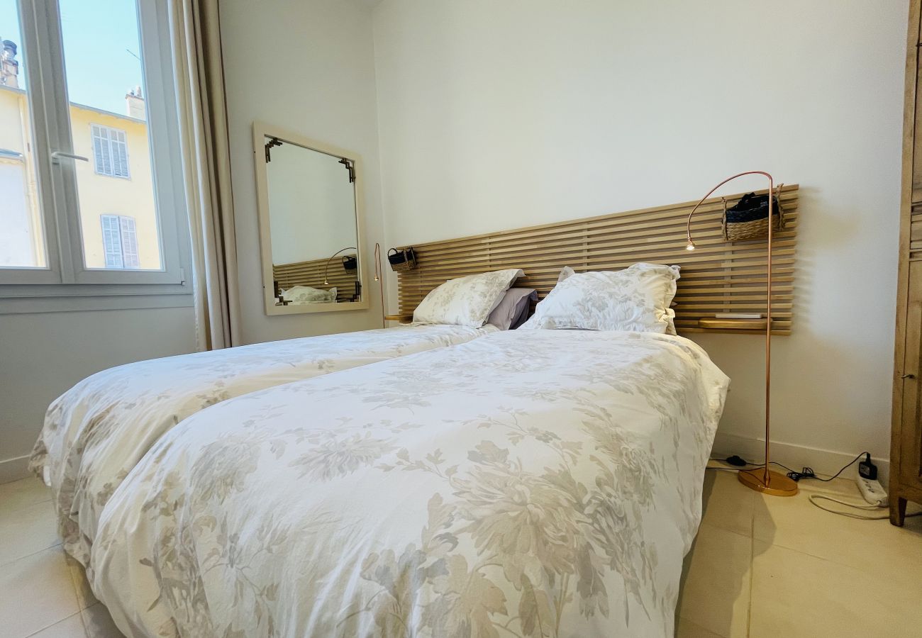 Apartment in Cannes - Charmant 3P à 3min de la croisette/RIV592