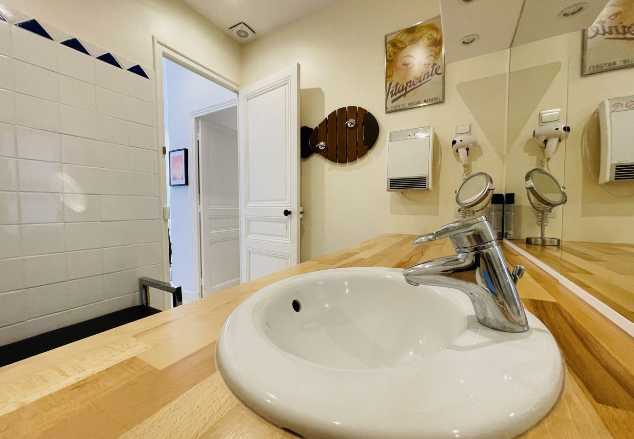 Apartment in Cannes - RIV592 Charmant logement à 3min de la croisette