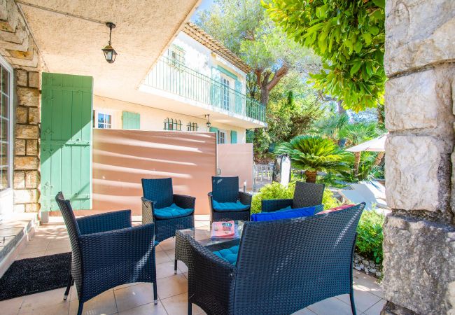 Villa in Mandelieu-la-Napoule - VILLA JUSTINE VI4239 By Riviera Holiday Homes Villa in Mandelieu-la-Napoule - VILLA JUSTINE VI4239 By Riviera Holiday Homes
