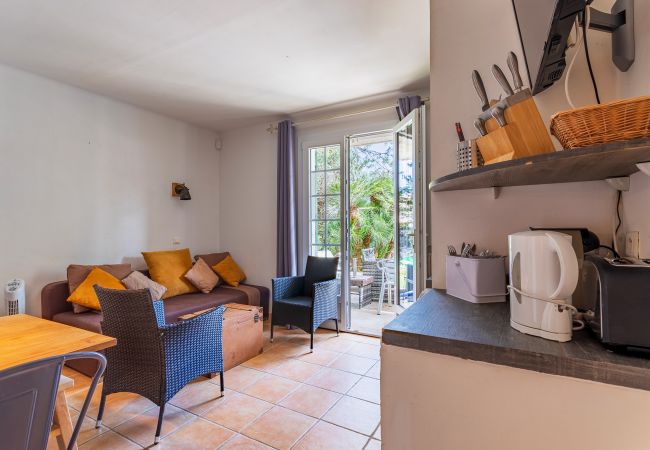 Villa in Mandelieu-la-Napoule - VILLA JUSTINE VI4239 By Riviera Holiday Homes Villa in Mandelieu-la-Napoule - VILLA JUSTINE VI4239 By Riviera Holiday Homes