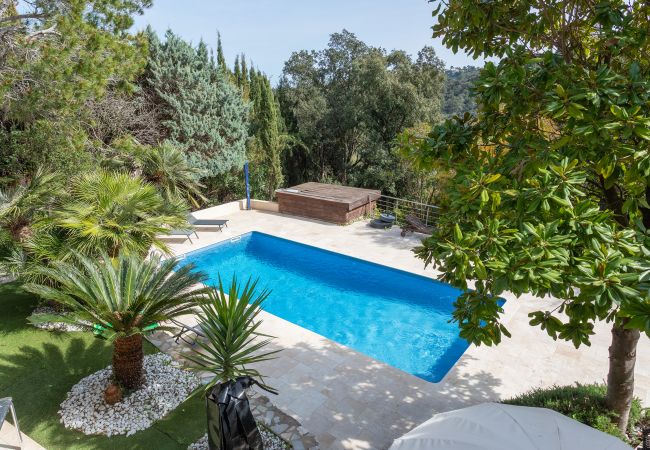 Villa in Mandelieu-la-Napoule - VILLA JUSTINE VI4239 By Riviera Holiday Homes Villa in Mandelieu-la-Napoule - VILLA JUSTINE VI4239 By Riviera Holiday Homes