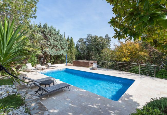 Villa in Mandelieu-la-Napoule - VILLA JUSTINE VI4239 By Riviera Holiday Homes Villa in Mandelieu-la-Napoule - VILLA JUSTINE VI4239 By Riviera Holiday Homes