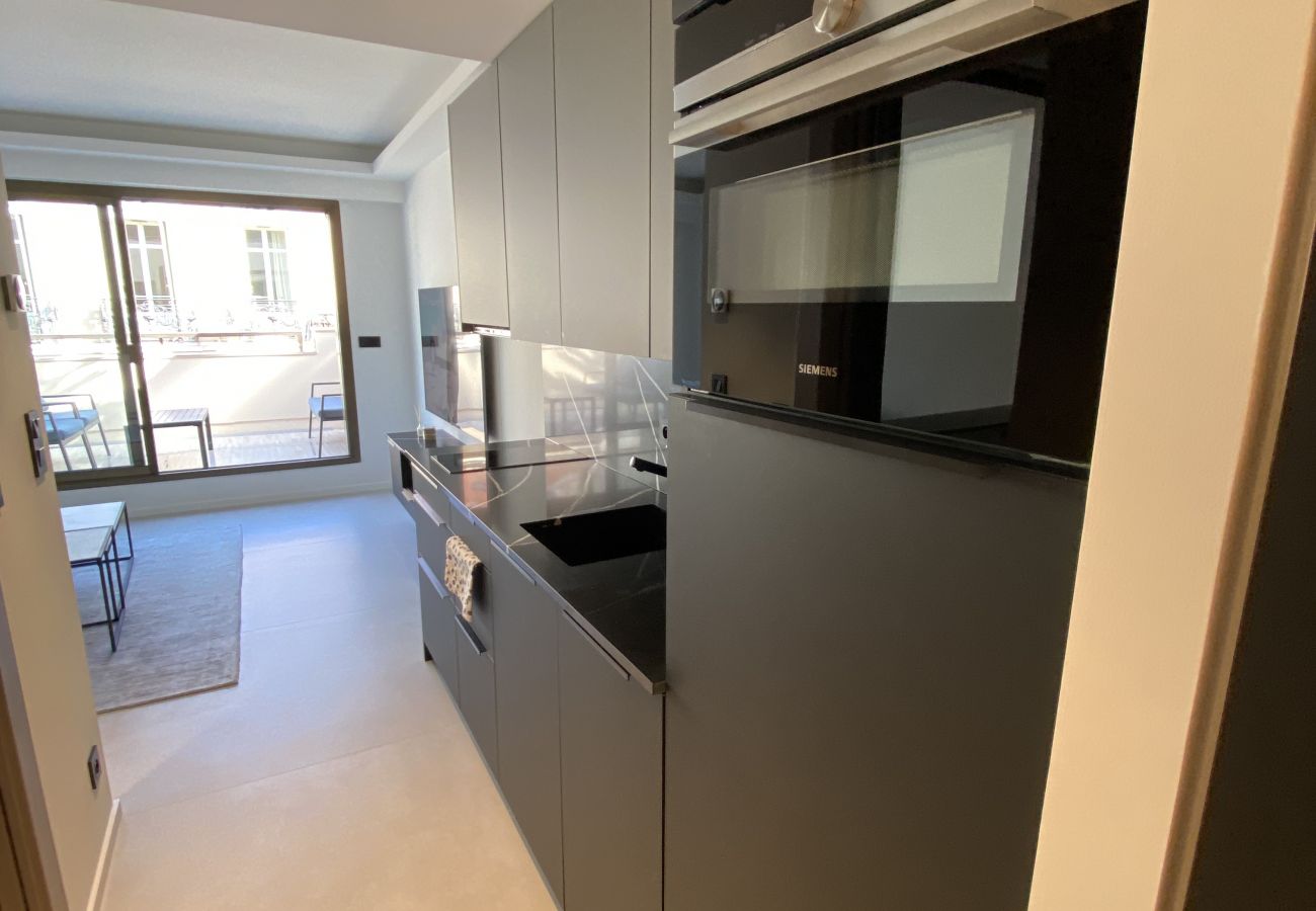 Studio in Cannes - DAV509 / Lumineux 2 pièces terrasse Gray D'Albion
