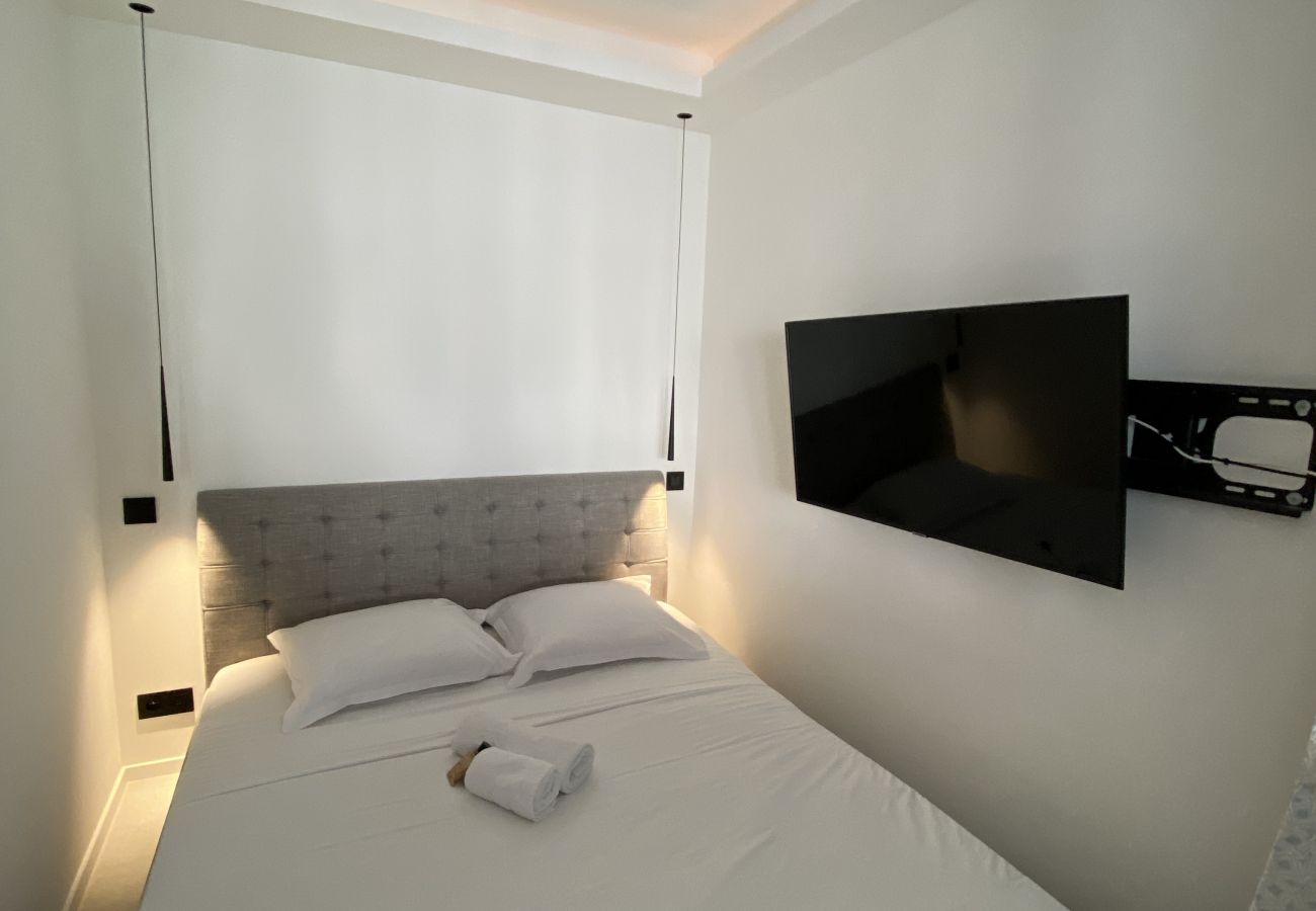 Studio in Cannes - DAV509 / Lumineux 2 pièces terrasse Gray D'Albion