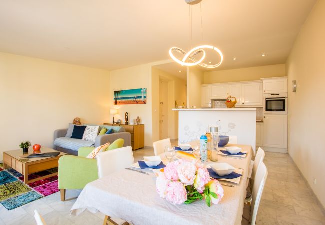 Apartment in Nice - LE FOCH AP4244 By Riviera Holiday Homes Apartment in Nice - LE FOCH AP4244 By Riviera Holiday Homes