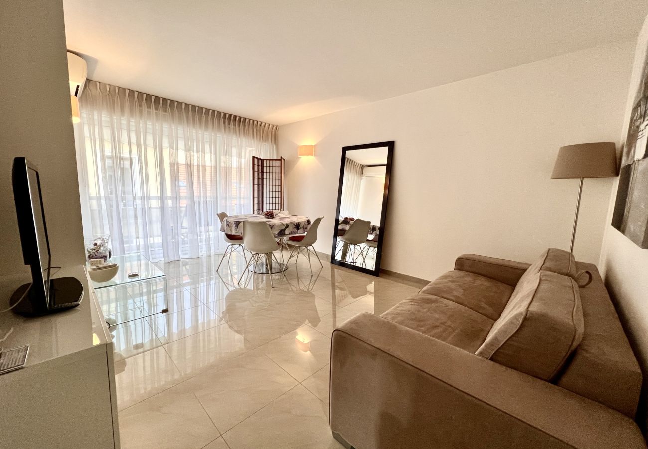 Apartment in Cannes - RIN325 Bel appartement idéalement situé à Cannes