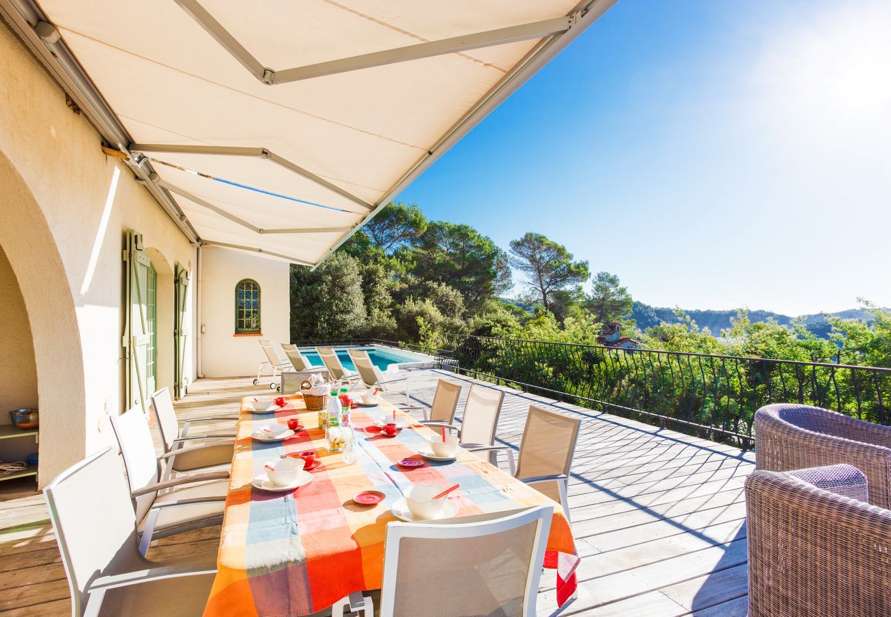 Furnished terrace