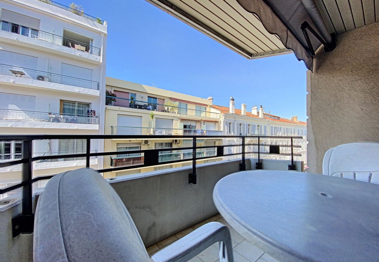 Apartment in Cannes - ARN5326 Eden Palace / 2P